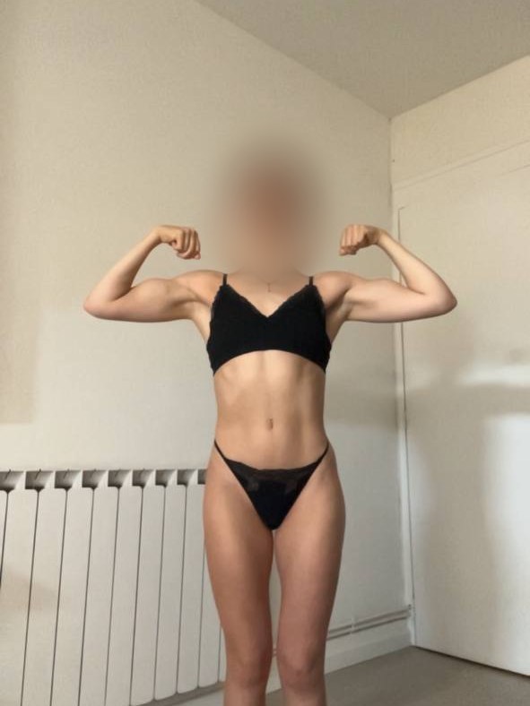 Justine avant